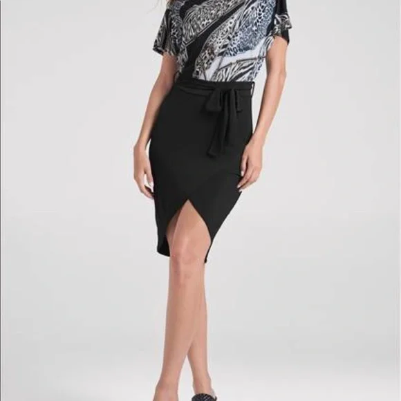 Plus Size 1X Black multi color with Animal Print Midi Dress brand New. - Picture 3 of 8